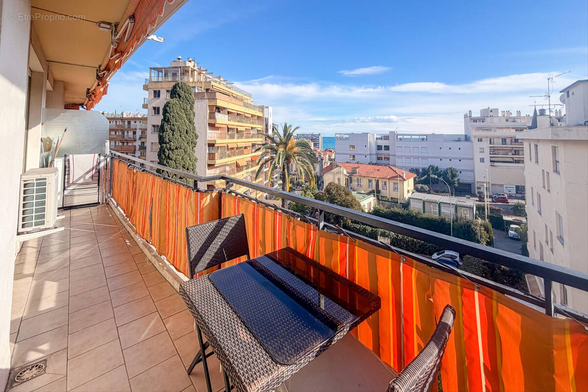 T2 avec terrasse vue mer + garage 06190 Roquebrune-Cap-Martin - Appartement à ROQUEBRUNE-CAP-MARTIN