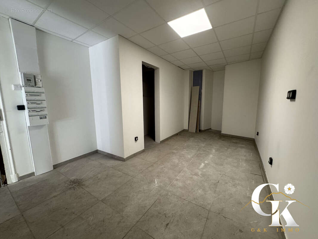 Commerce à GRENOBLE