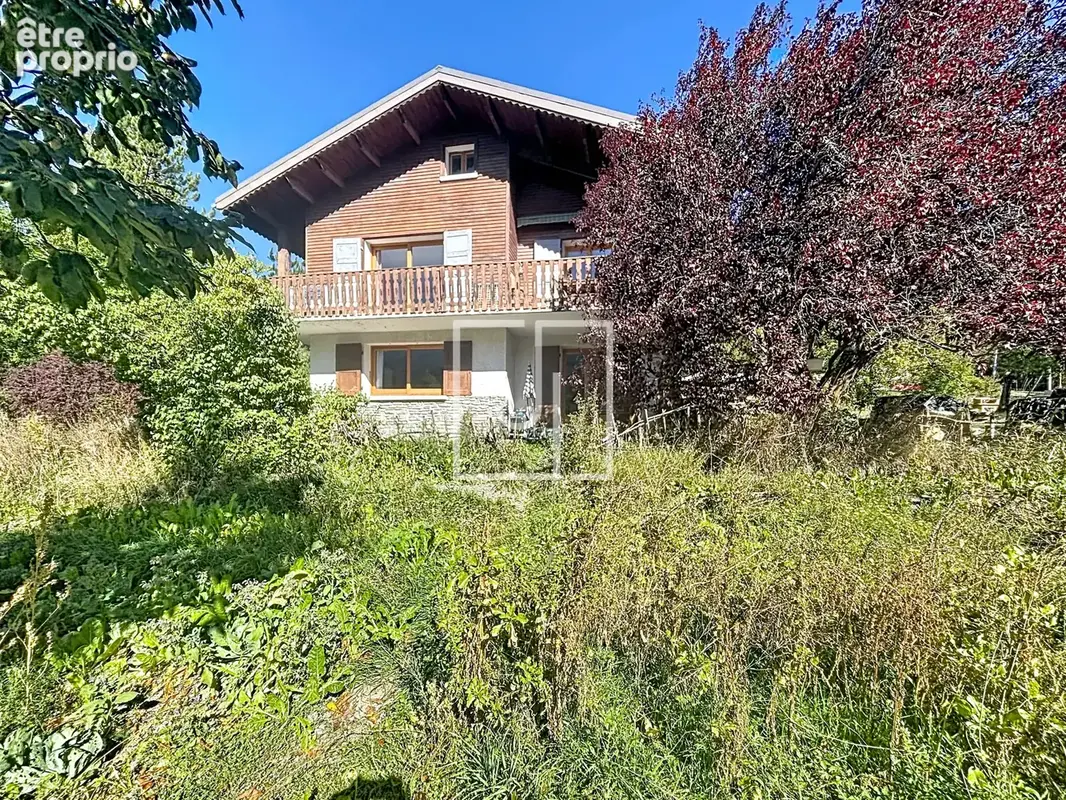 Maison composée de 3 appartements avec terrain et combles aménageables   Barcelonnette (04400) - photo 29