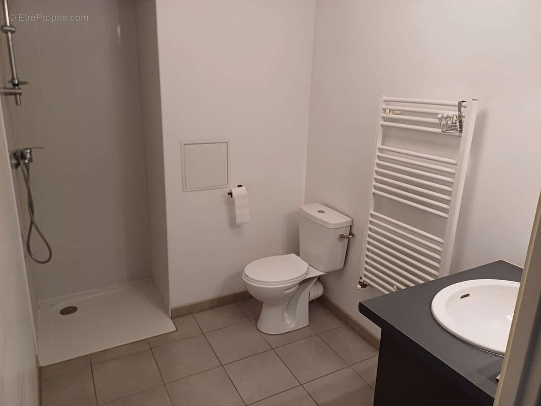 Begles appartement type 3 avec balcon et parking securise - photo 6