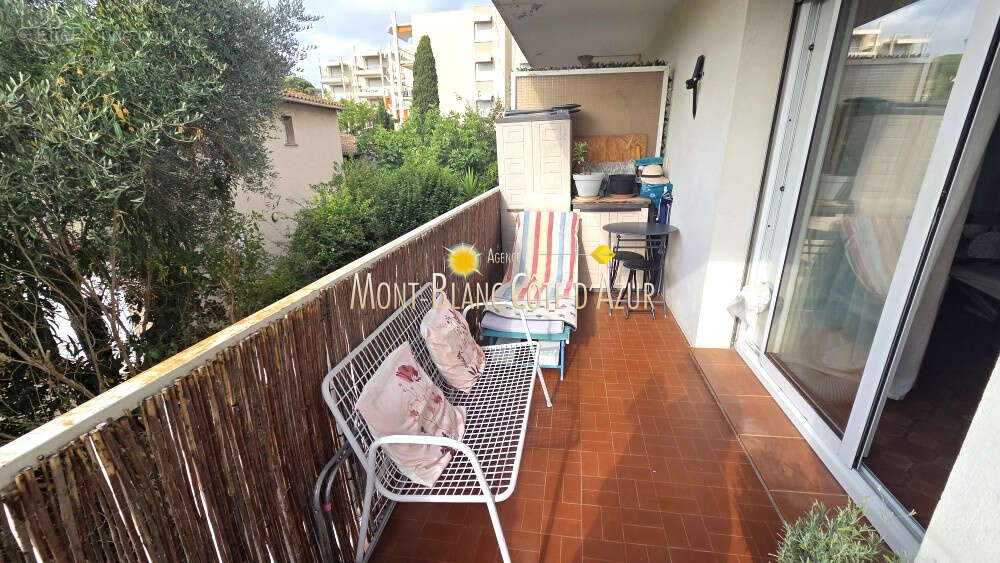 Appartement 2 pieces loué avec parking proche des commerces - photo 6