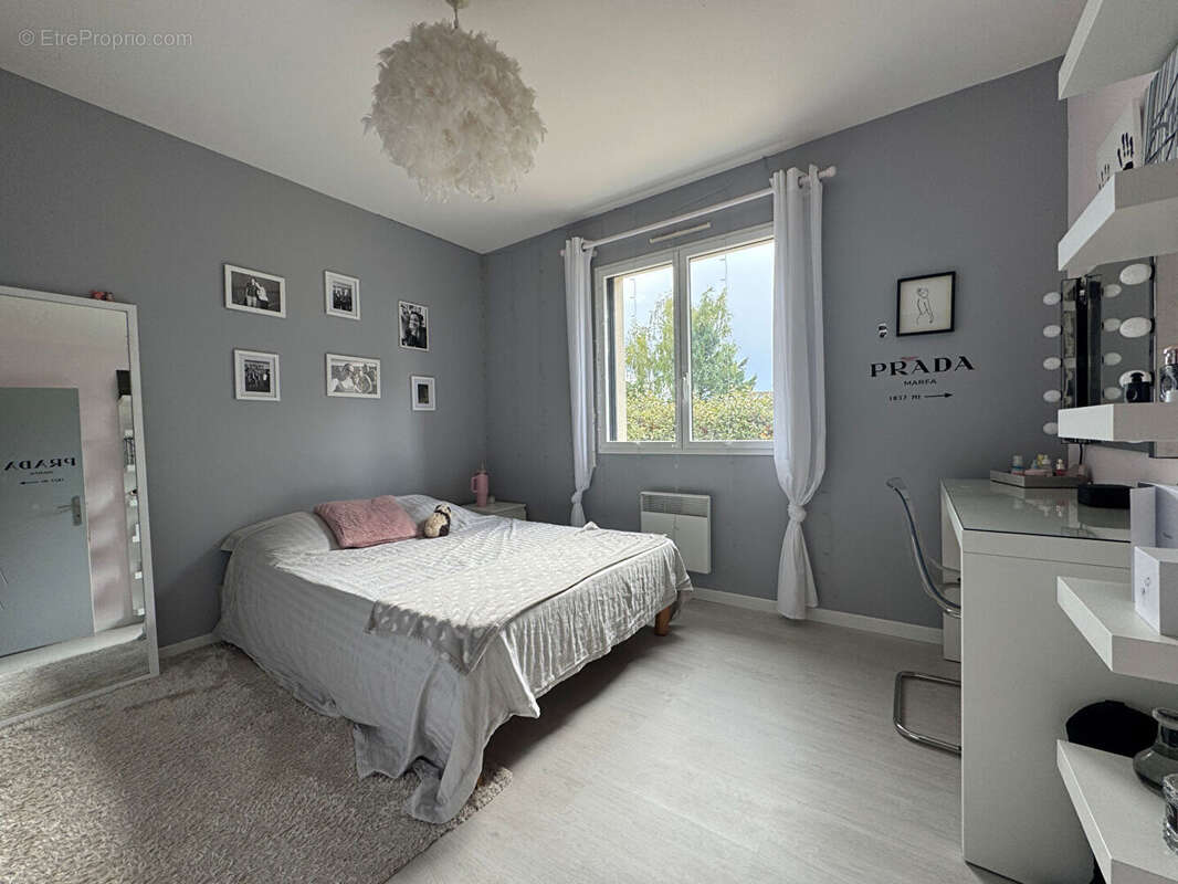 Maison à BRISSAC-QUINCE