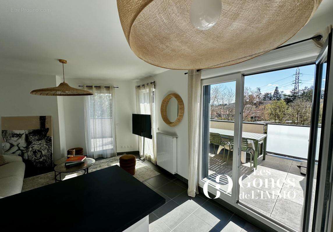 Appartement à CRAPONNE