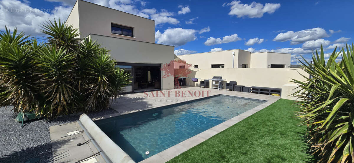A VENDRE - A JONQUIERES - VILLA CONTEMPORAINE DE TYPE T3 de 129m2 avec garage,  jardin paysagé et piscine - photo 4