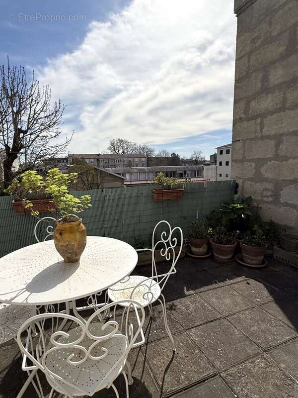 Appartement à BORDEAUX