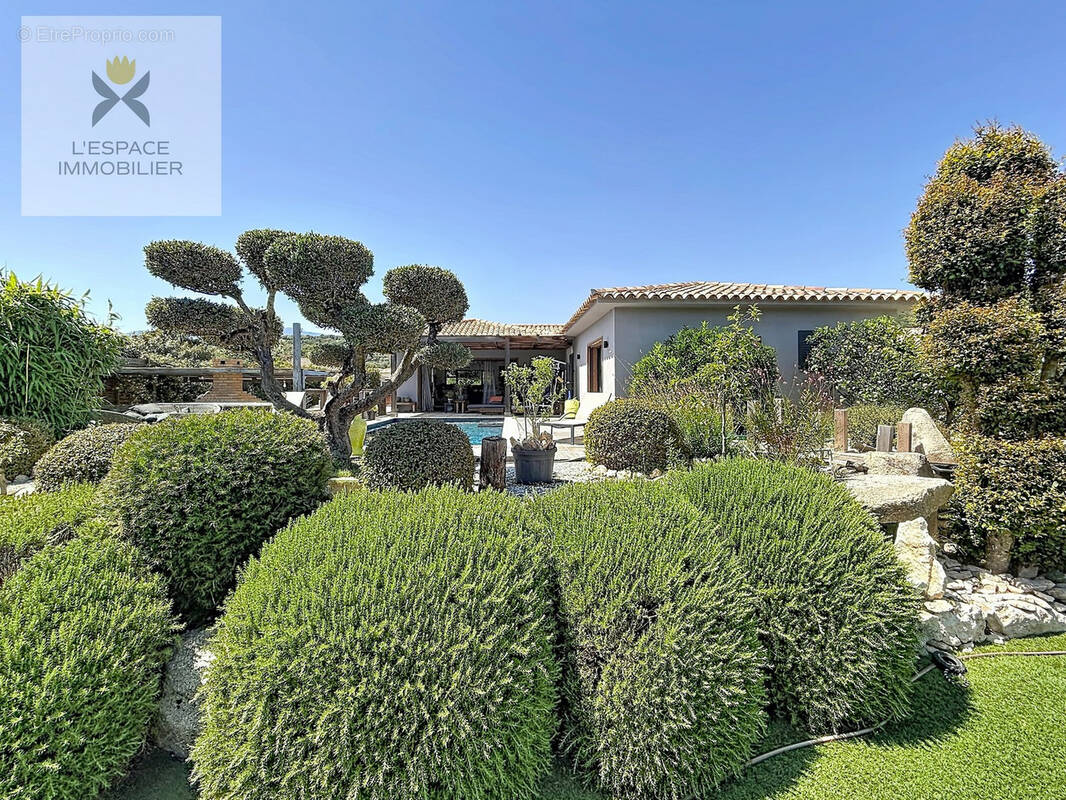 Maison à PORTO-VECCHIO