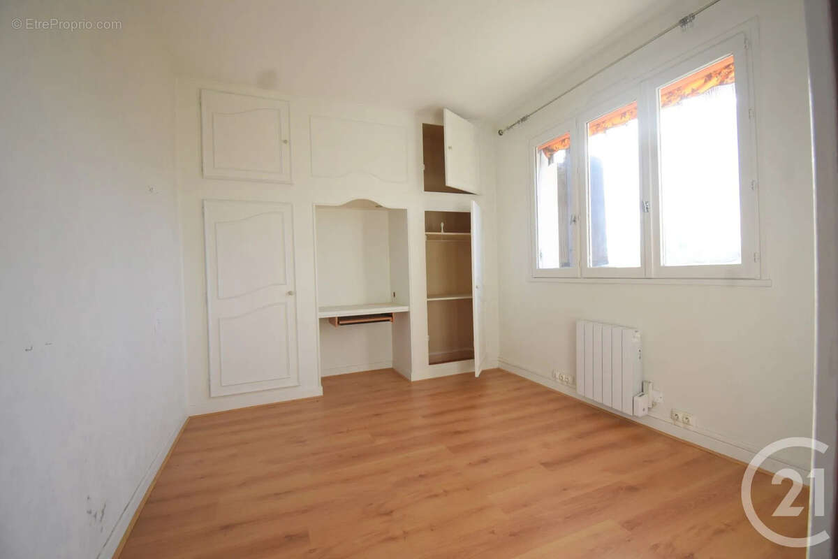 Maison 181 m² à Abrest  - photo 7