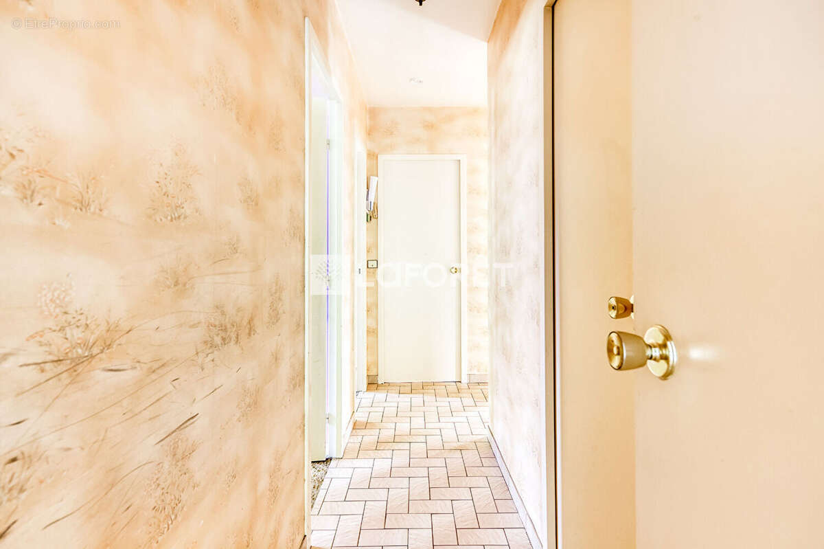 Maison à LA QUEUE-EN-BRIE