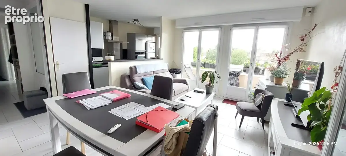 Tres bel appartement t3 avec cave et parking - photo 3