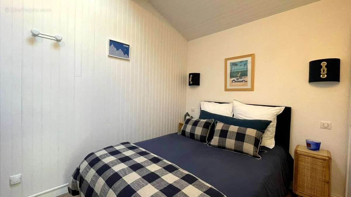 Maison à VAUX-SUR-MER