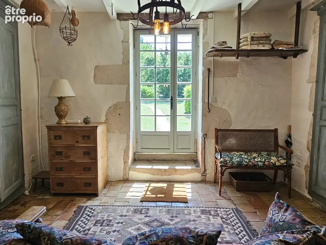 Maison de 3 chambres pleine de charme et de caractère original - photo 5