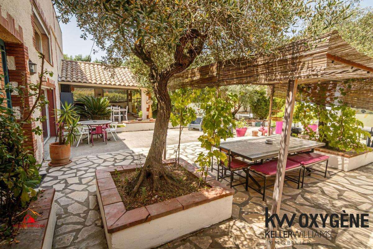 Maison à SAINT-CYPRIEN