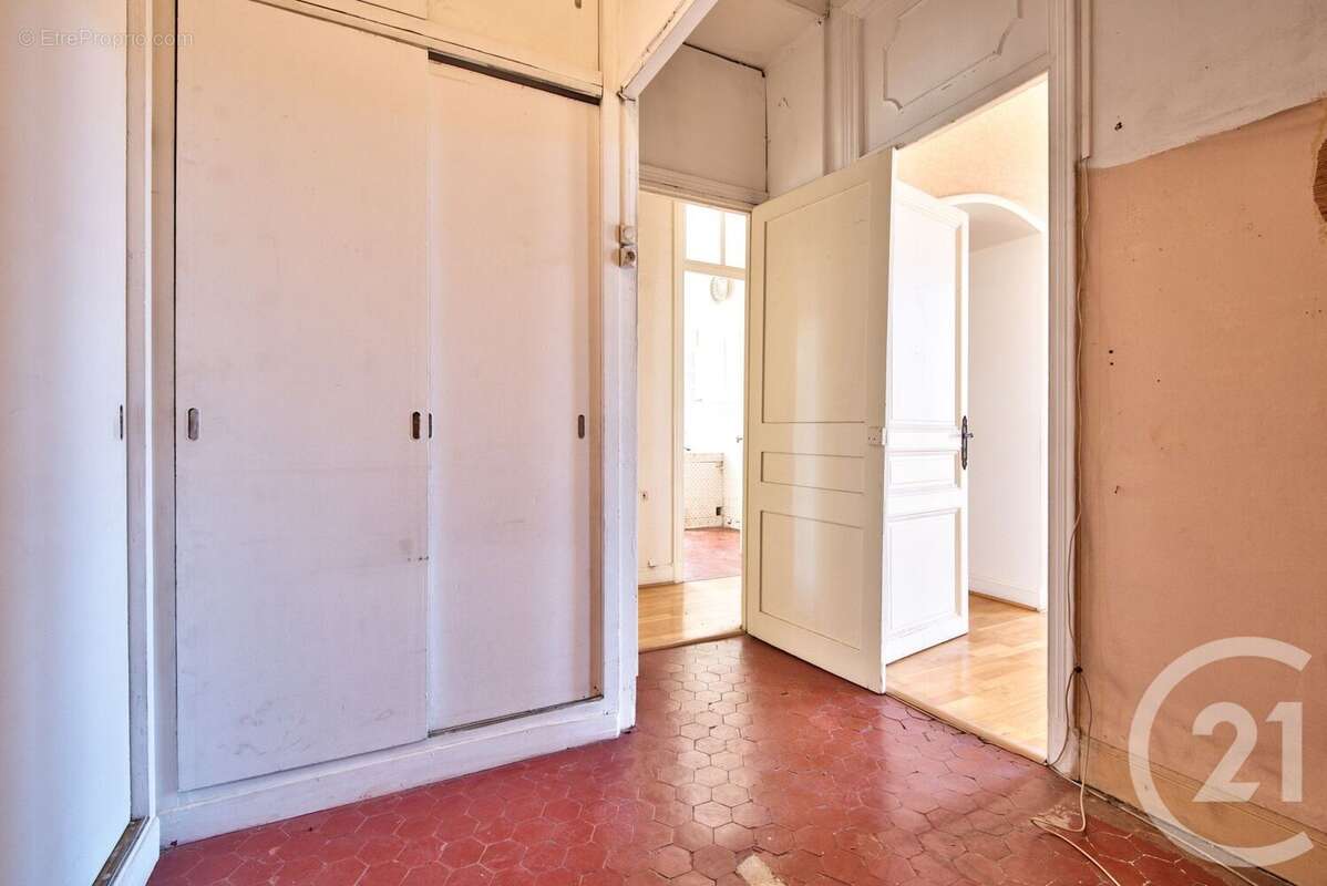 Appartement 92 m² à Nice  - photo 14