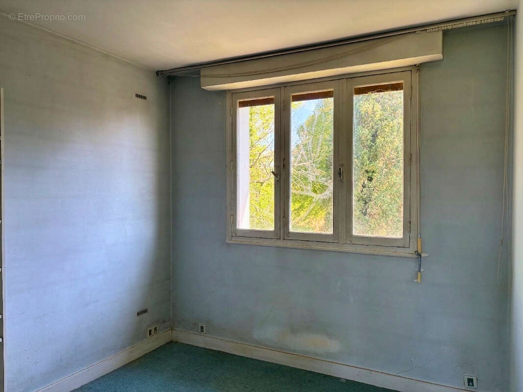 GENSAC-LA-PALLUE. Un PAVILLON à réinventer pour créer votre future maison ! - photo 8