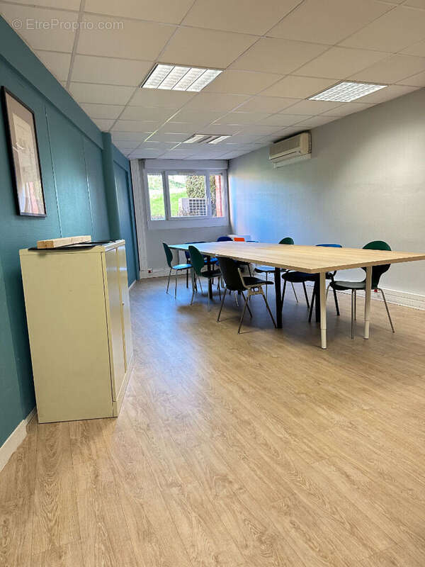 Commerce à VILLENEUVE-D&#039;ASCQ