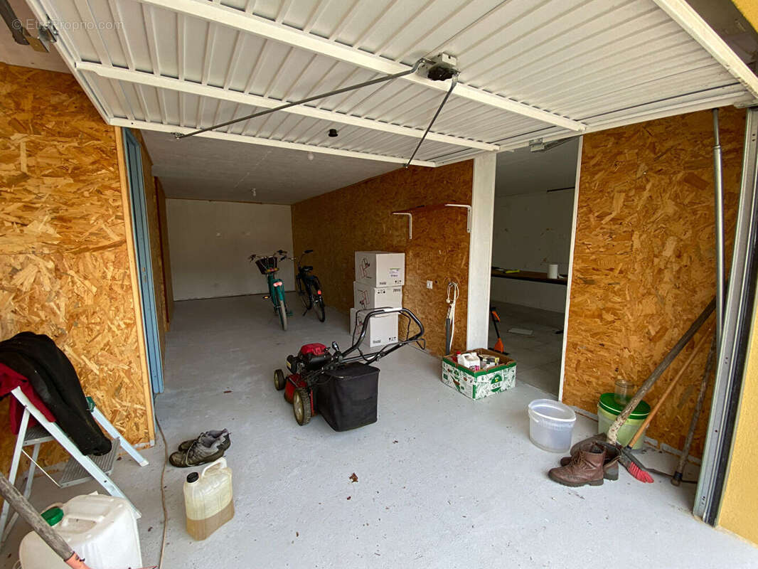 Maison à GRAYAN-ET-L&#039;HOPITAL