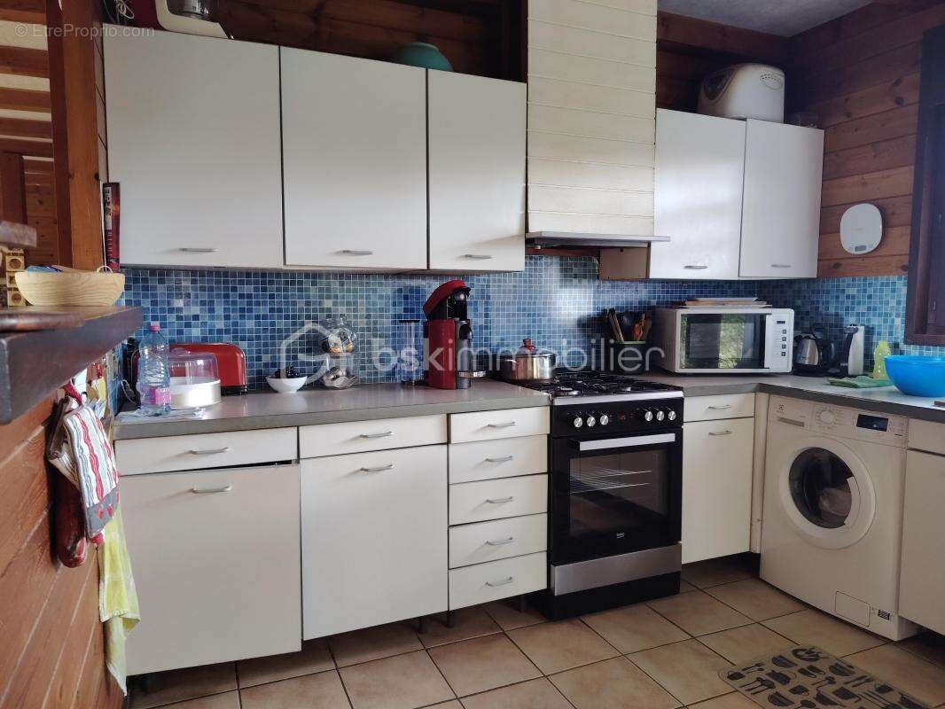 Maison à SERRES-CASTET