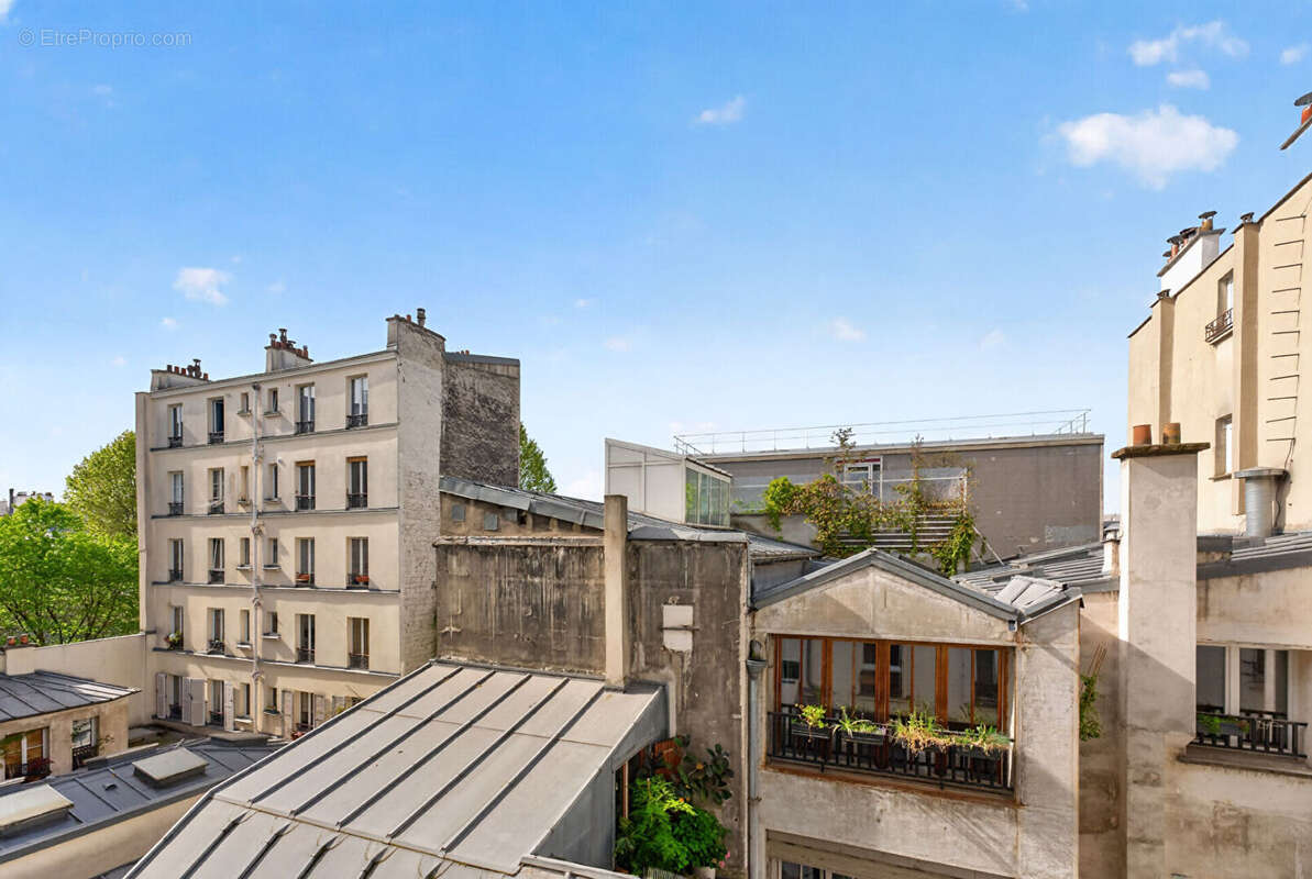 Appartement à PARIS-10E