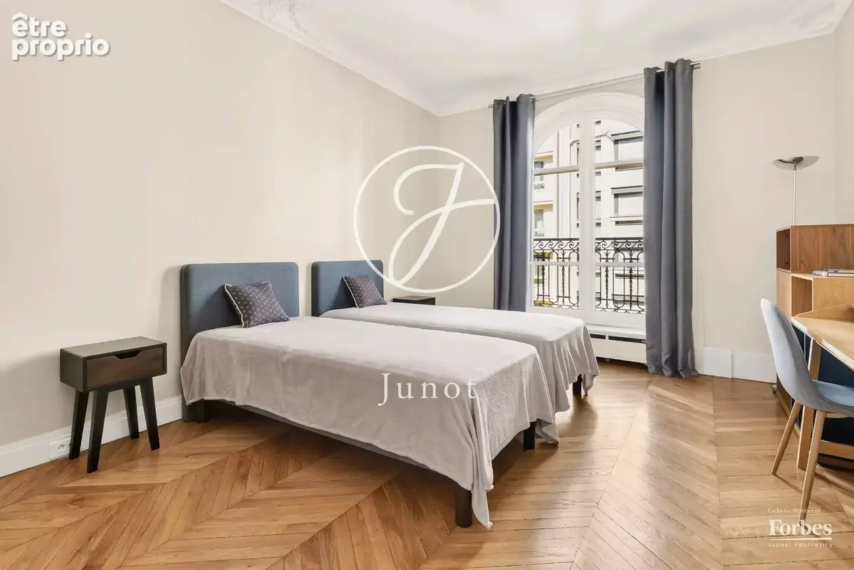 Paris 16e - AUTEUIL - Appartement - 4 pièces - 117,15m² Carrez - 2 chambres - photo 11