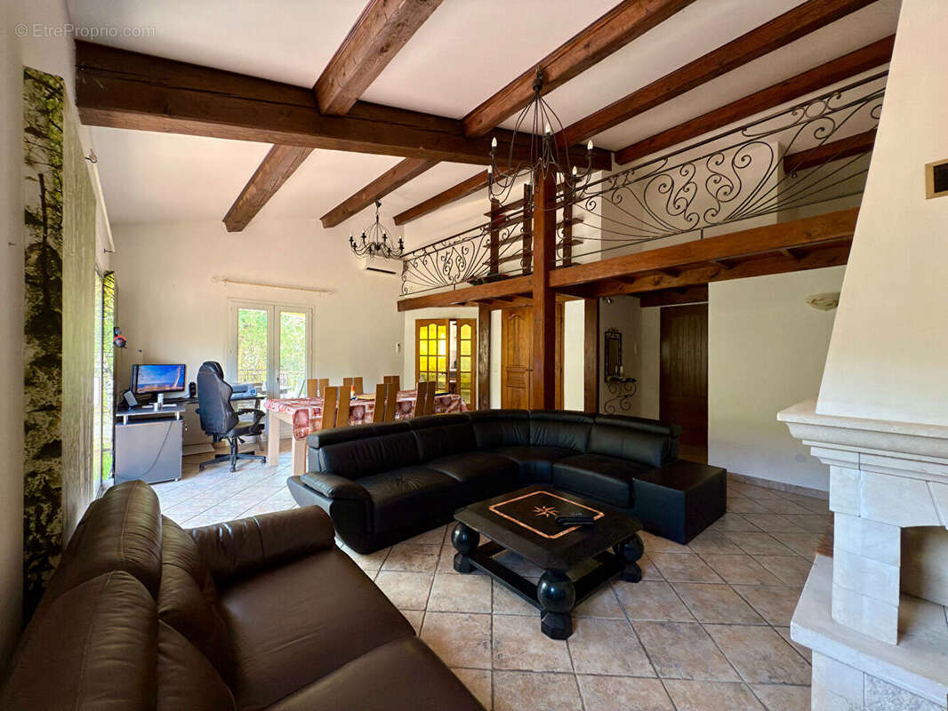 Maison à CARCES