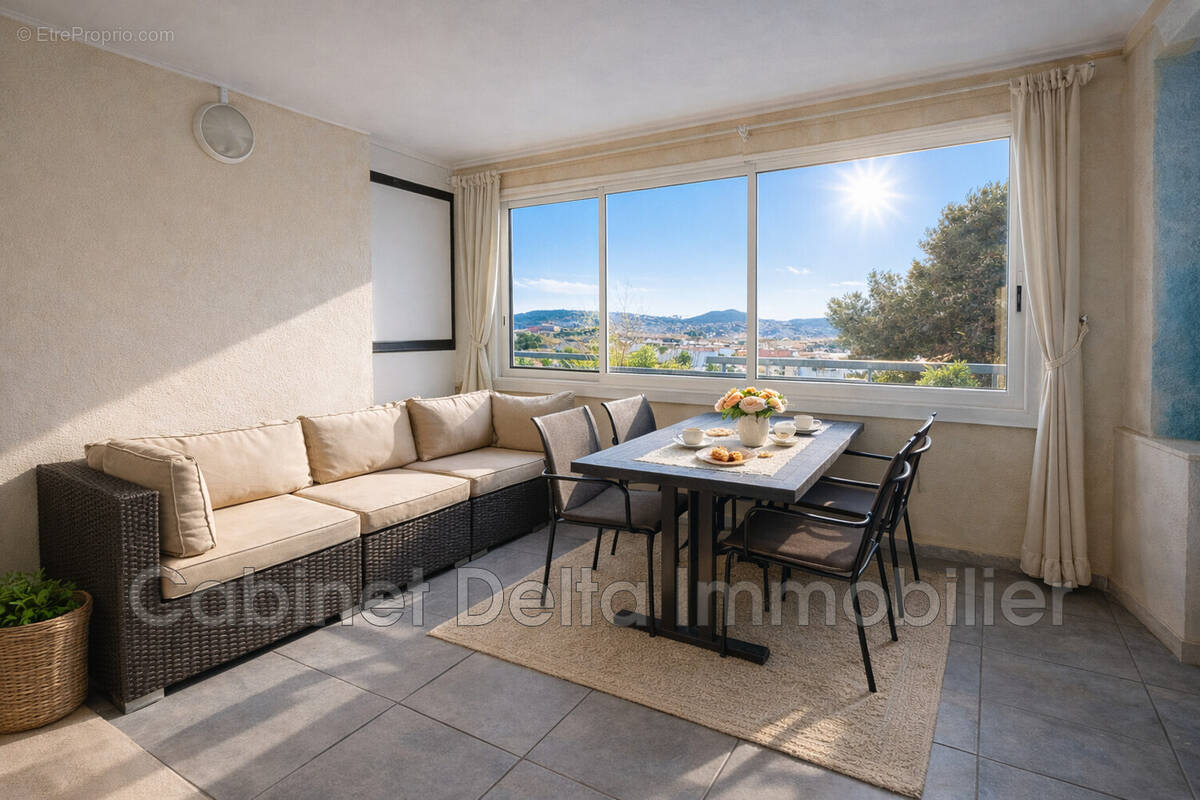 Appartement à SANARY-SUR-MER