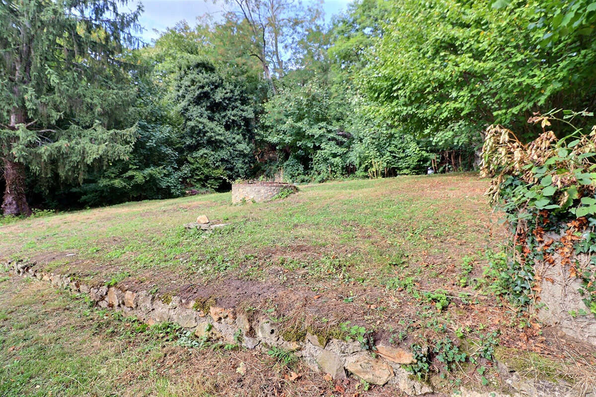 Maison à SAINT-LEU-LA-FORET