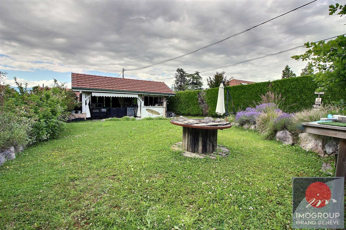 Appartement à SCIEZ