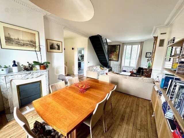 Maison à VITRY-SUR-SEINE