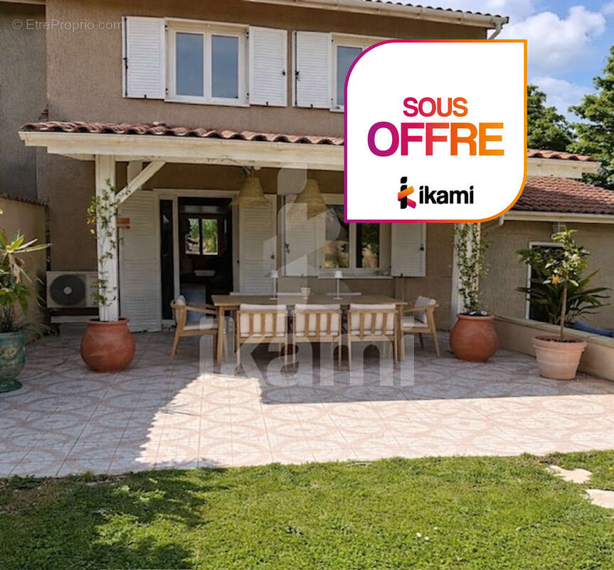 Maison à SALAISE-SUR-SANNE