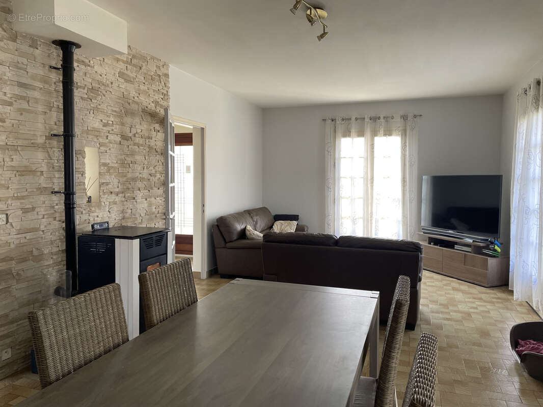 Maison à AIGREFEUILLE-D&#039;AUNIS