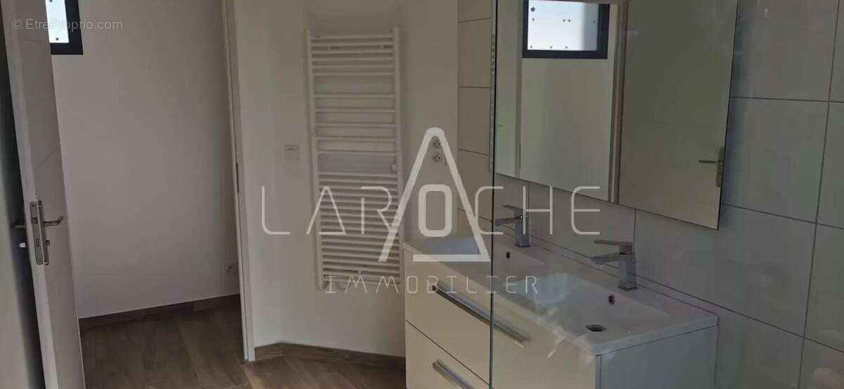 Maison à SAINT-GENIS-DES-FONTAINES