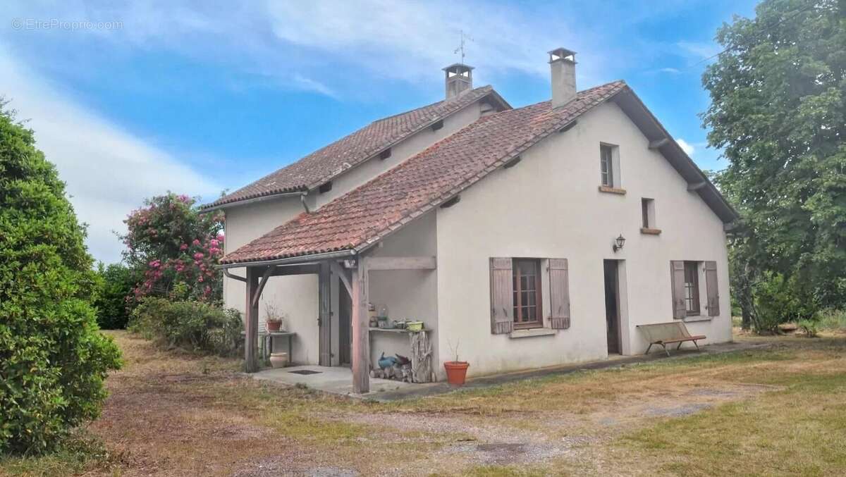 Maison à SAINT-AULAYE
