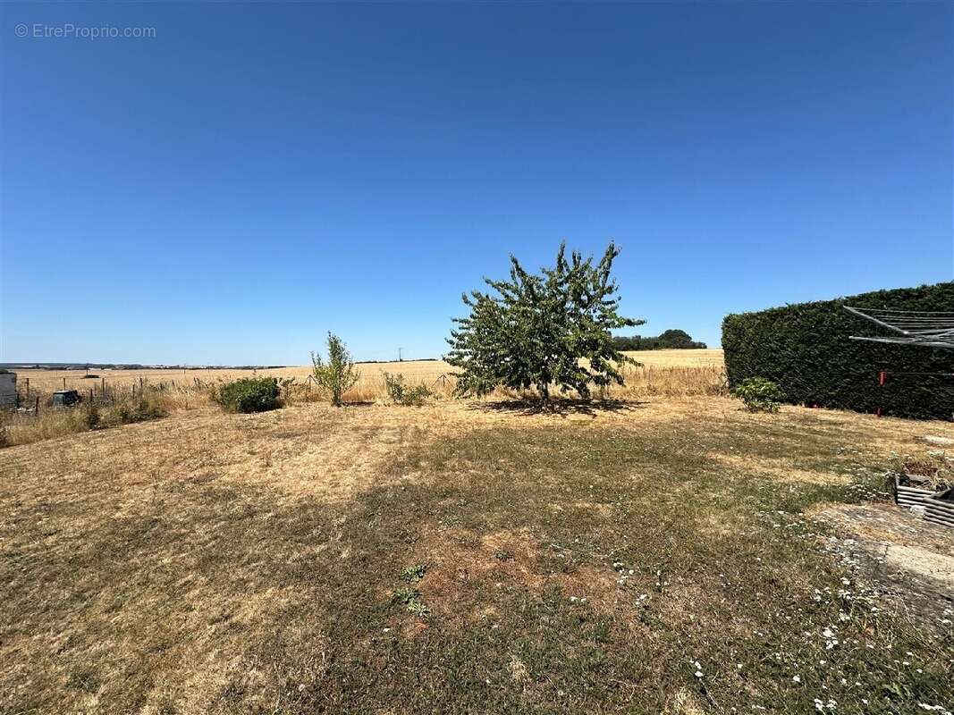 Maison 155 m² à Chateauneuf-En-Thymerais  - photo 9