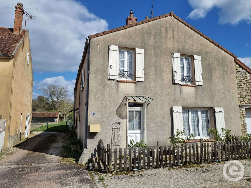 Maison 5 pièces de 117m2 à Etaules avec dépendance - photo 19