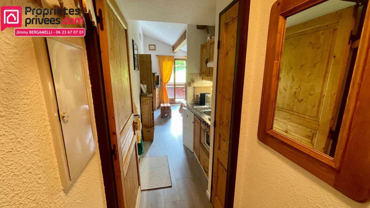 Appartement à DEMI-QUARTIER