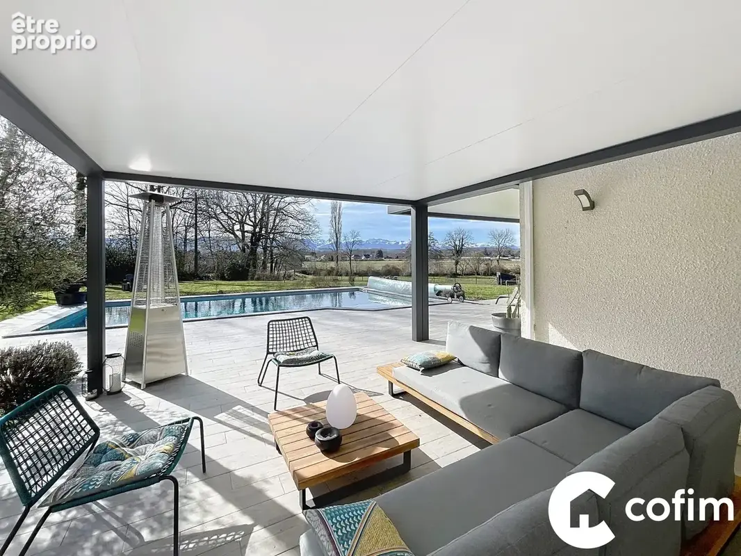 Maison 8 pièces 190 m² à vendre à Soumoulou (64420) - photo 2