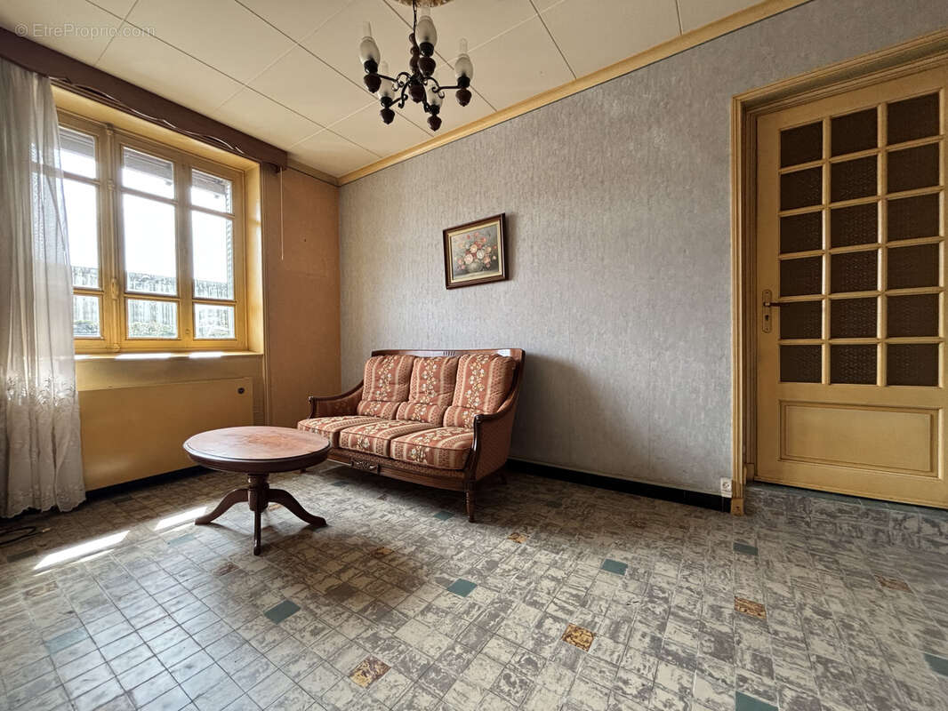 Maison à PONTCHARRA-SUR-TURDINE