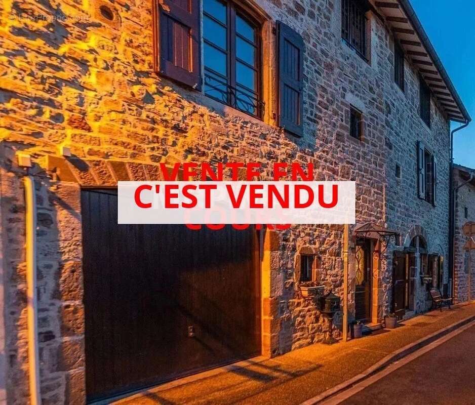 Maison à LES CABANNES