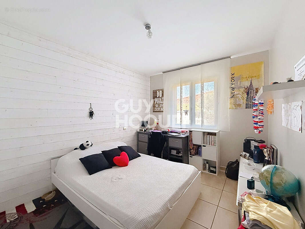 Maison récente de plain pied, avec piscine, 4 pièces de standing à vendre à Cabestany (66330) - photo 7