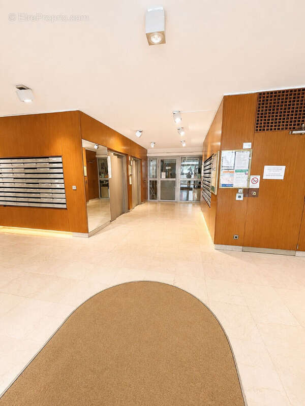 Appartement à PARIS-10E