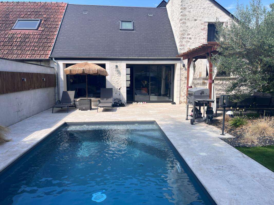 Maison à SAINT-DENIS-EN-VAL