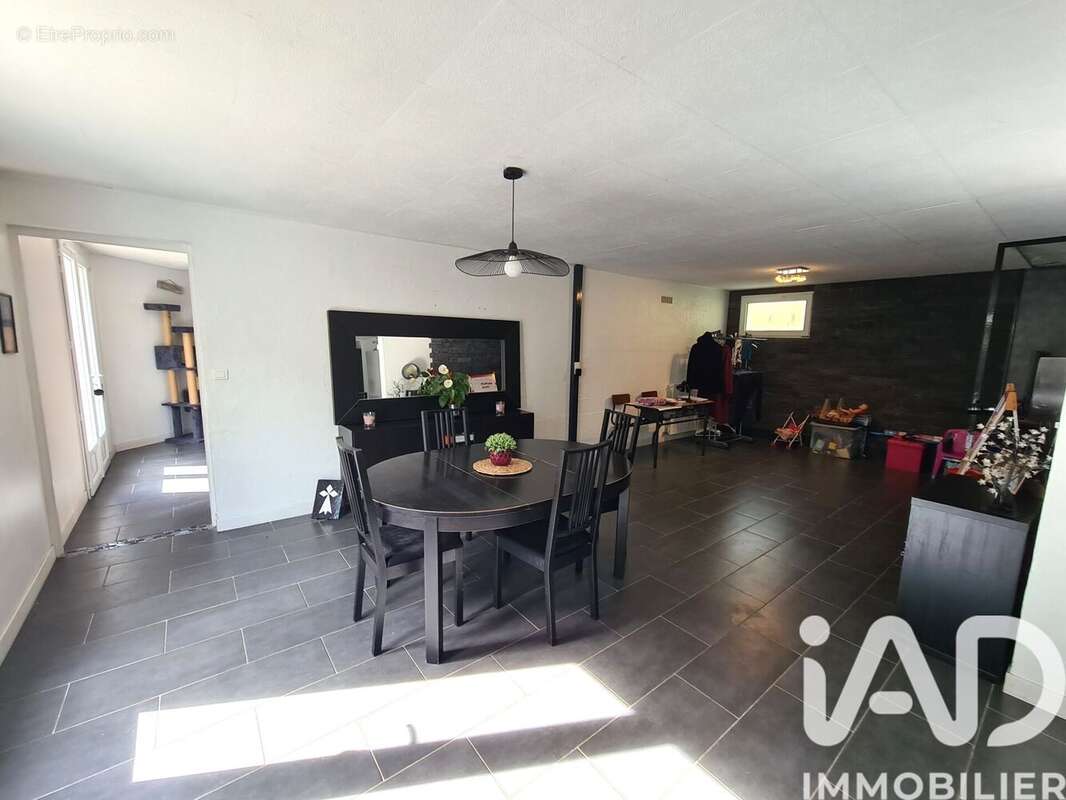 Photo 7 - Maison à SAINT-SAVINIEN