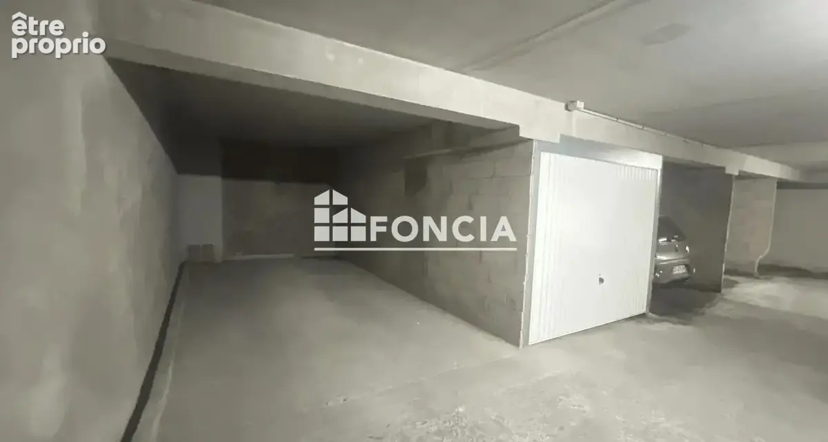 Parking à TOULON