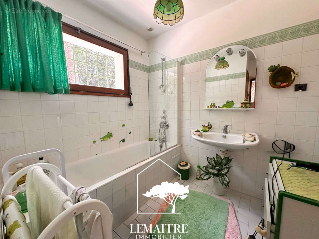 LA PALMYRE (17570)   Maison de plain-pied   90 m2   2 chambres   Garage   Terrain 683 m2   Exclusivité - photo 5