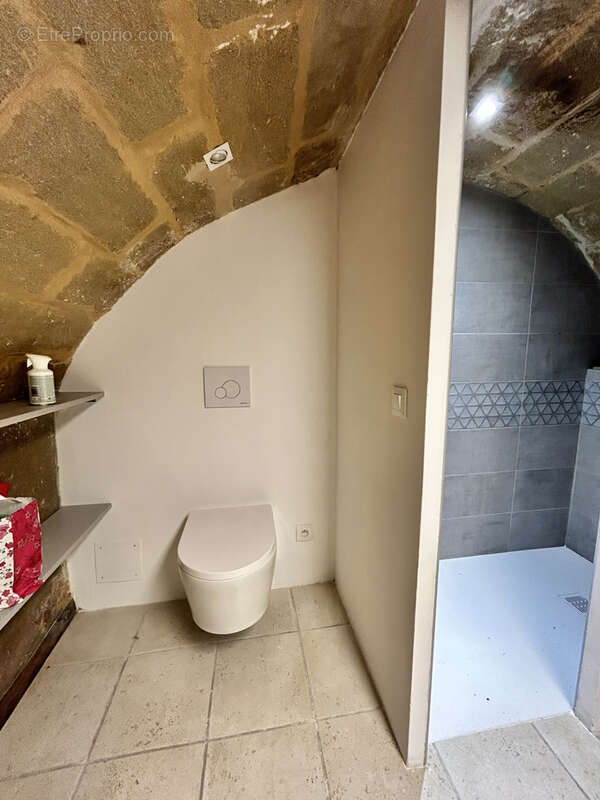 Maison à SAINT-QUENTIN-LA-POTERIE