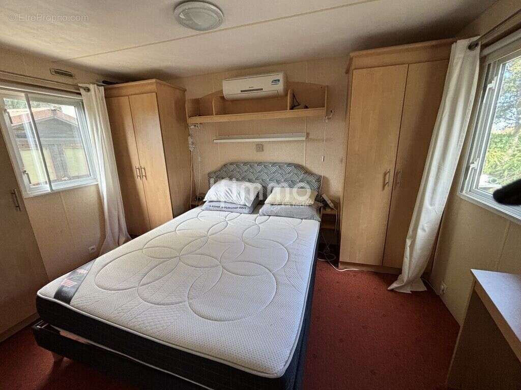 Maison à LE MUY