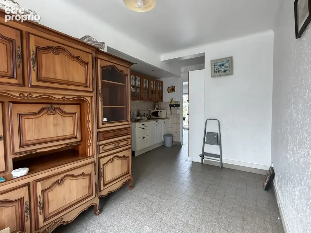 Nouveauté : belle bâtisse avec possibilité de 2 logements + garage - photo 5
