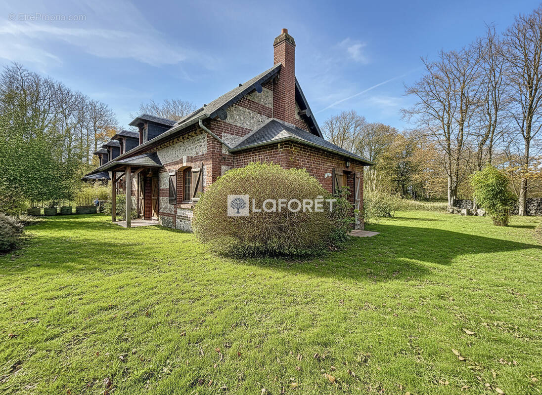 Maison à BENOUVILLE