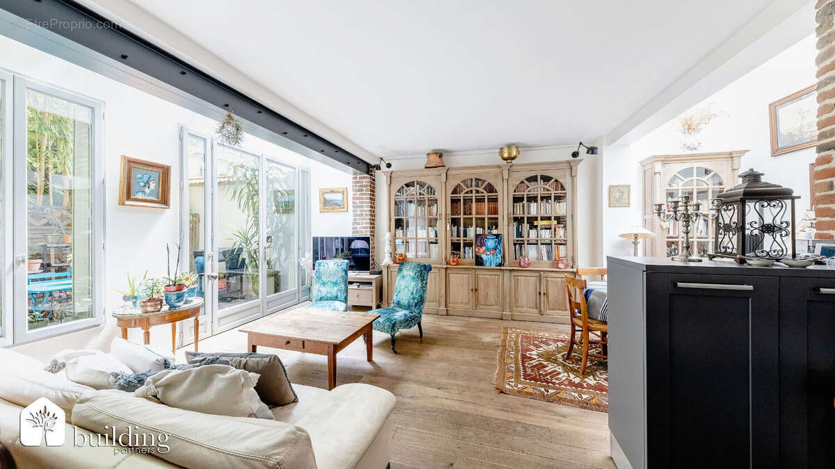 Maison à LEVALLOIS-PERRET