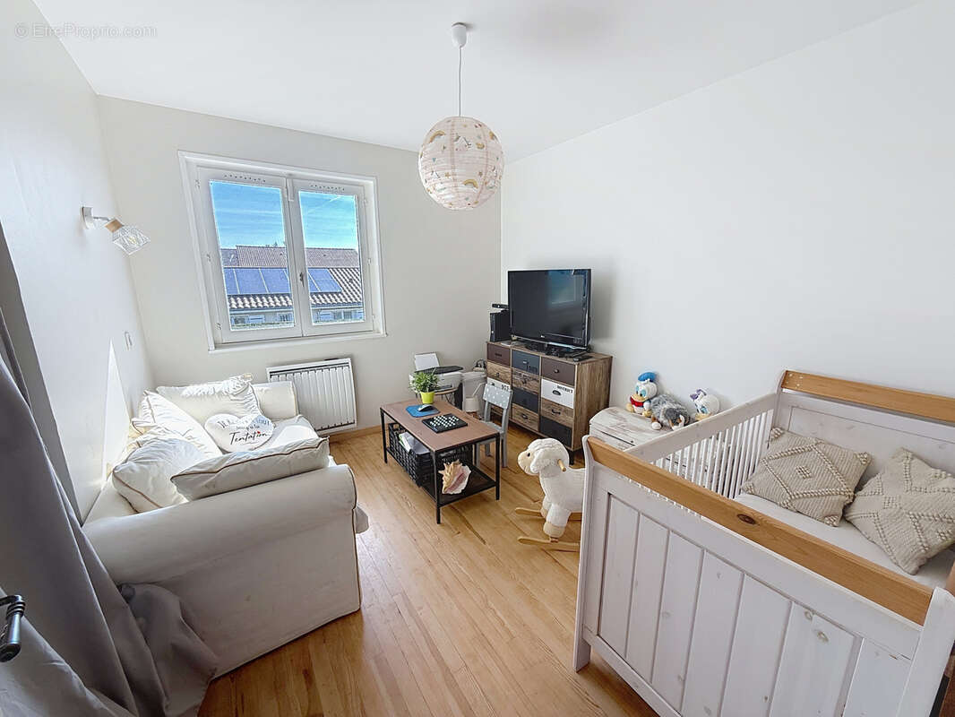 Maison à SAINT-MARTIN-LA-PLAINE